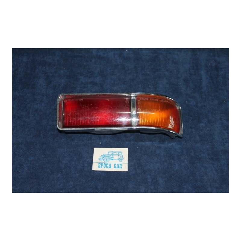 A111  REAR RIGHT TAILIGHT (WITHOUT REFLECTOR)  STARS