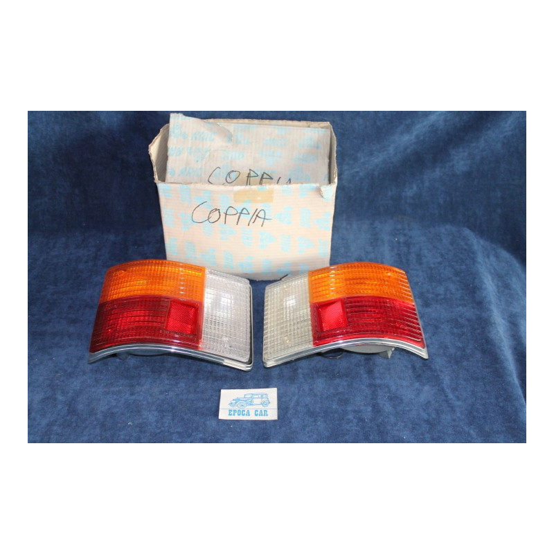 A112 2°S.   PAIR REAR TAILIGHTS  WITH RETRO  WHITE BOARD    ARIC