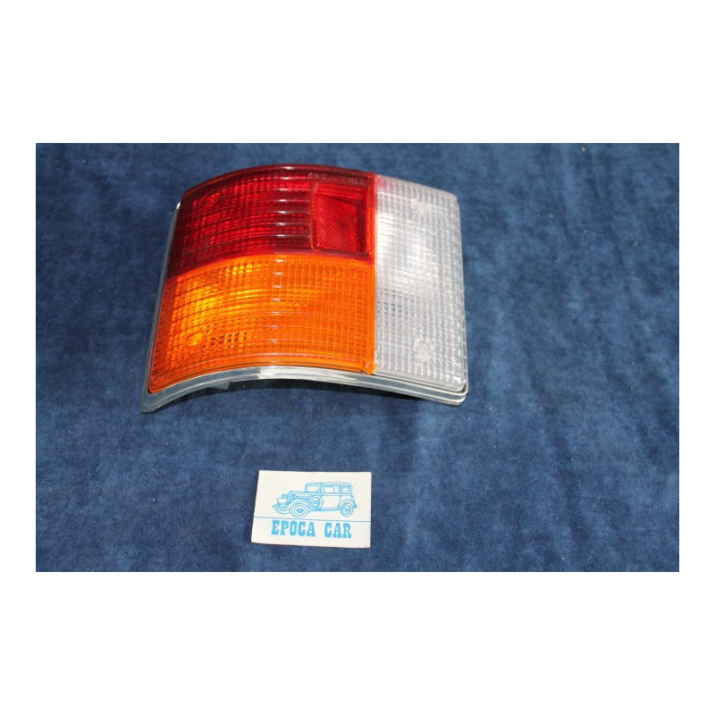 A112 2°S.   REAR LEFT TAILIGHT  WITH RETRO  WHITE BOARD   ARIC