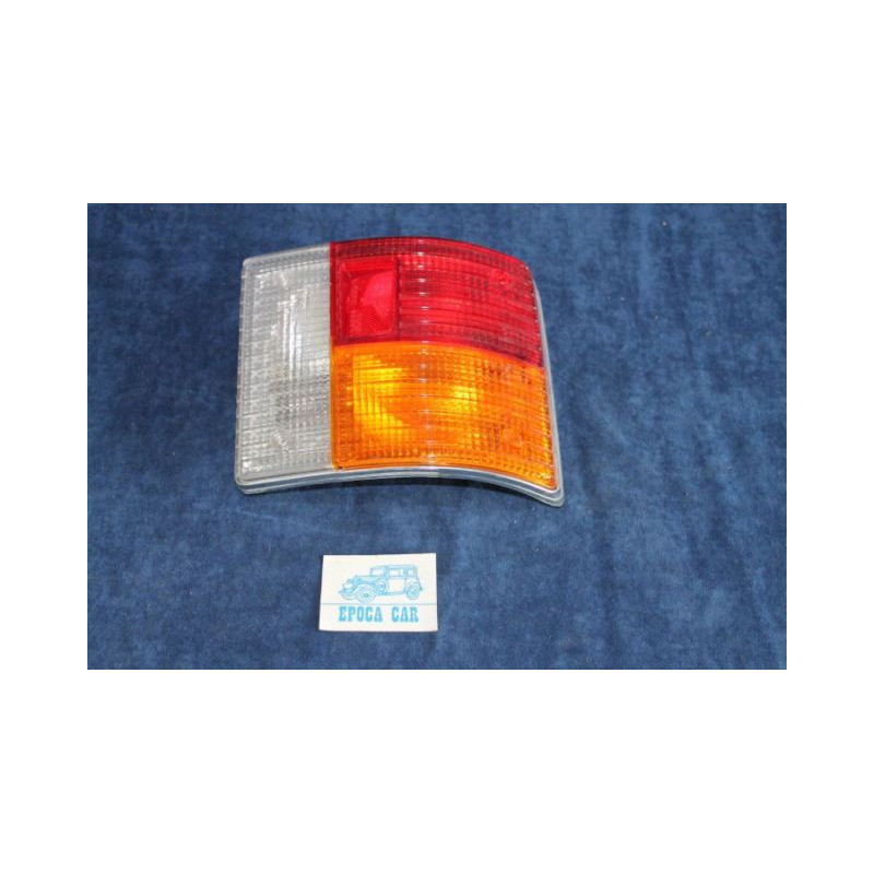 A112 2°S.   REAR RIGHT TAILIGHT (WITH RETRO) WHITE BOARD   ALTISSIMO