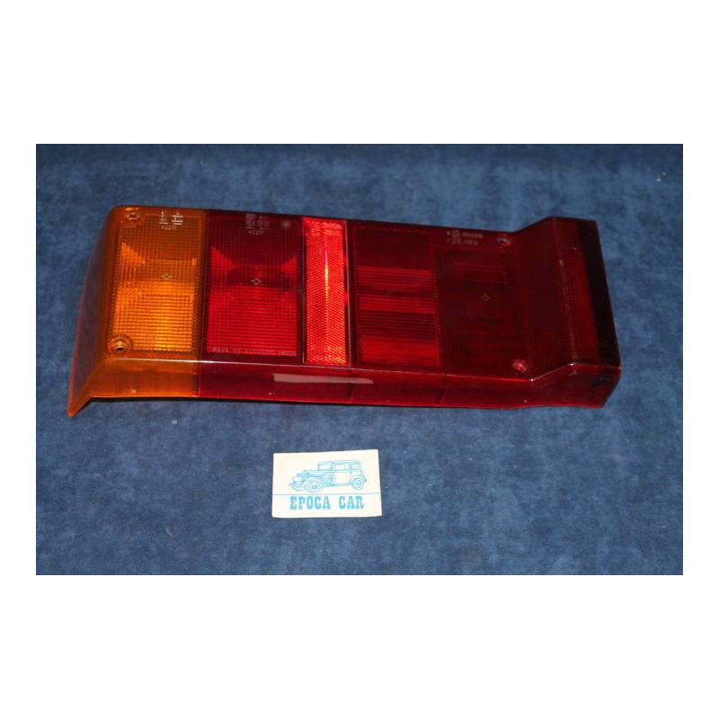 Y10   PLASTICA PER FANALINO POST. SX  SENZA RETRO  ALTISSIMO