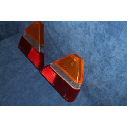 GAMMA BN   COPPIA PLASTICHE  PER FANALINI POST.    ALTISSIMO