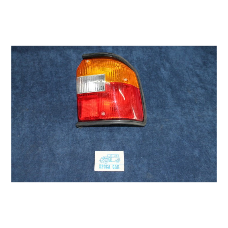 BETA HPE   REAR RIGHT TAILIGHT  BLACK BOARD   OLSA