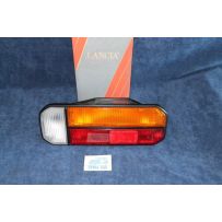 BETA COUPE'   FANALINO POST. DX  COMPLETO (BORDI NERI)    ALTISSIMO