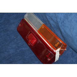 LANCIA 2000 BN   PLASTICA PER FANALINO POST DX   CARELLO