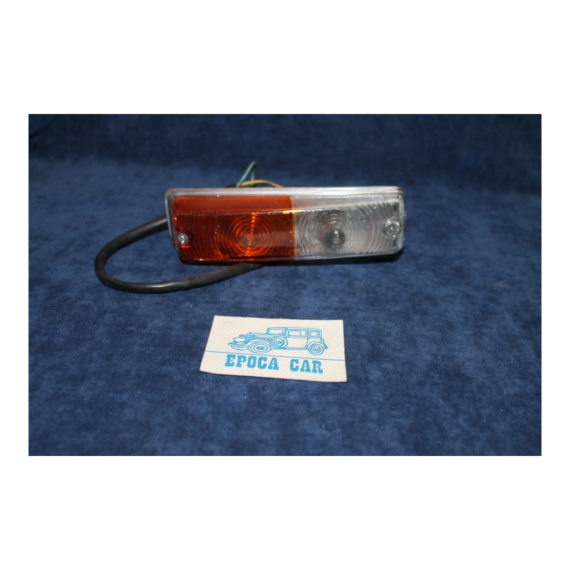 GIULIA 2°S.   FANALINO ANT. DX BICOLORE (SENZA CUFFIA)   P.V.