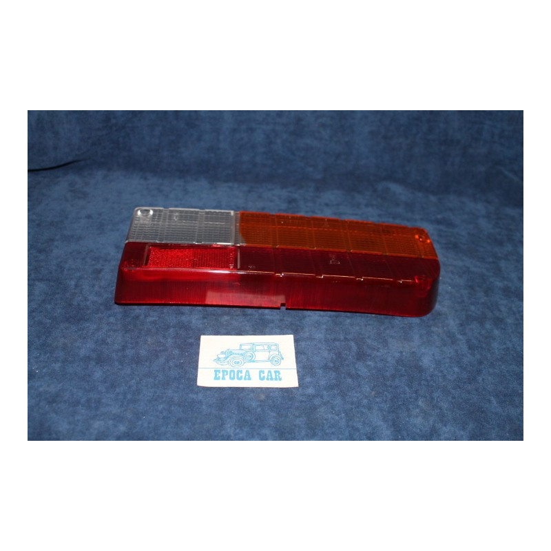 GT 2000   PLASTICA PER FANALINO POST. DX   ALTISSIMO