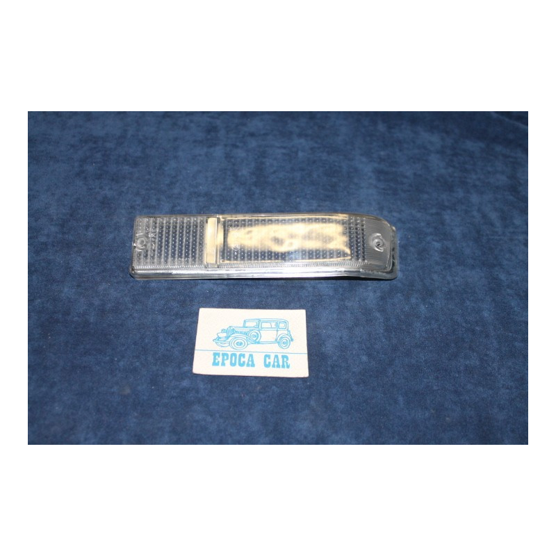 GT 2°S.   PLASTICA BIANCA PER FANALINO ANT. DX   CARELLO