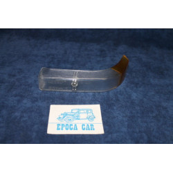 GT 1750 1°S.   LENS FOR FRONT LEFT LIGHT   CARELLO