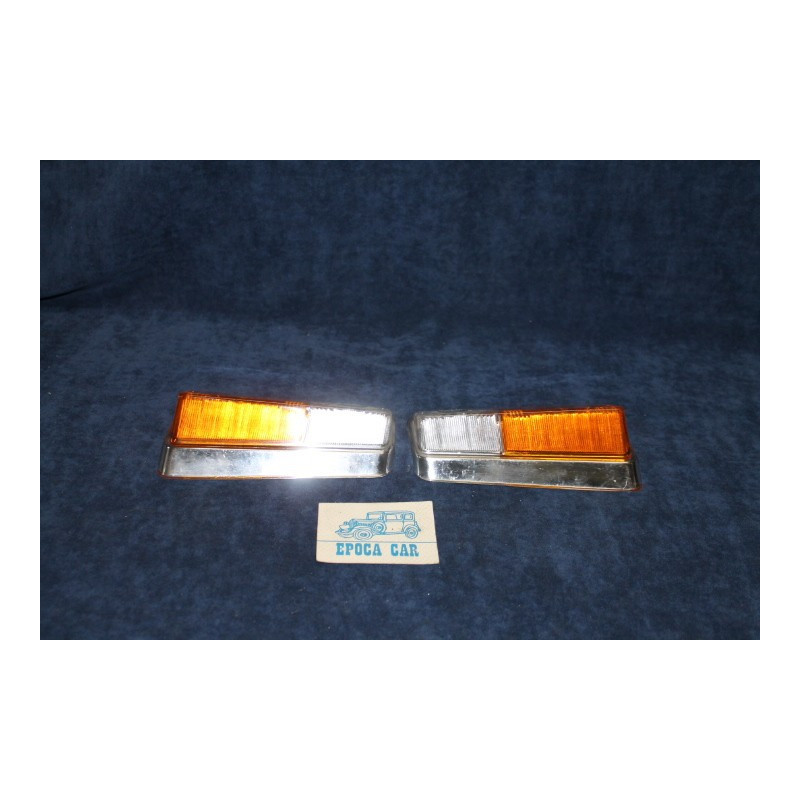 1750 BN 2°S.-2000   COPPIA PLASTICHE BICOLORI PER FANALINO ANT.   CARELLO