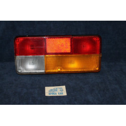 ALFETTA BN 2000   FANALINO POST DX  (PLASTICA LISCIA)   OLSA