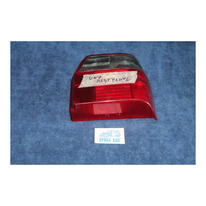 UNO RESTYLING   LENS FOR REAR RIGHT TAIL LIGHT ( FAIR CONDITIONS)   VERALUX