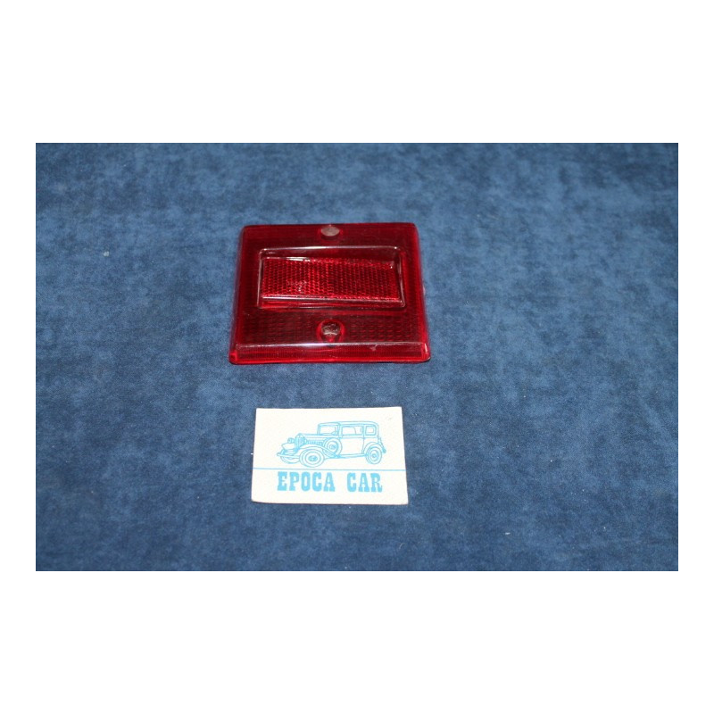 132 1°S.   PLASTICA ROSSA CON CATARIFRANGENTE PER FANALINO POST. SX.   CATALUX