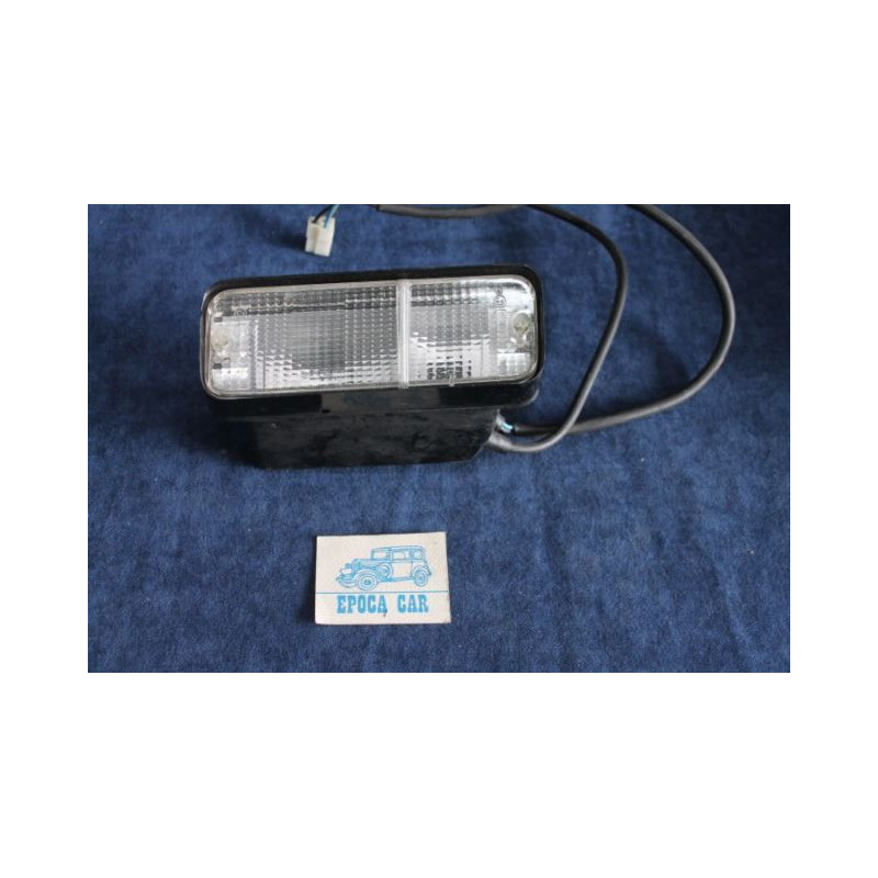 131  FRONT RIGHT LIGHT  SIEM