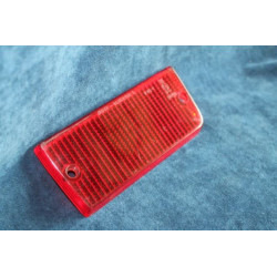 131   PLASTICA ROSSA PER FANALINO POST SX   ARIC