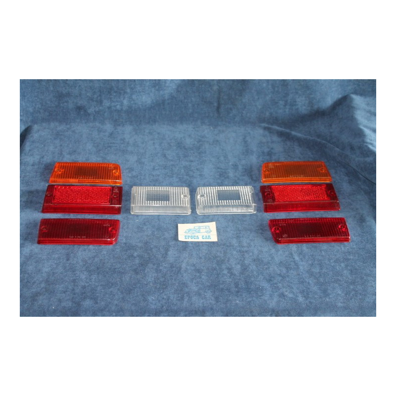 131   SET COMPLETO ( 8 PZ ) DI PLASTICHE PER FANALINI POST.   ALTISSIMO