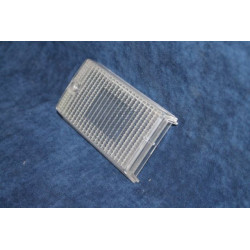 131   CLEAR LENS FOR REAR RIGHT TAIL LIGHT   LEART