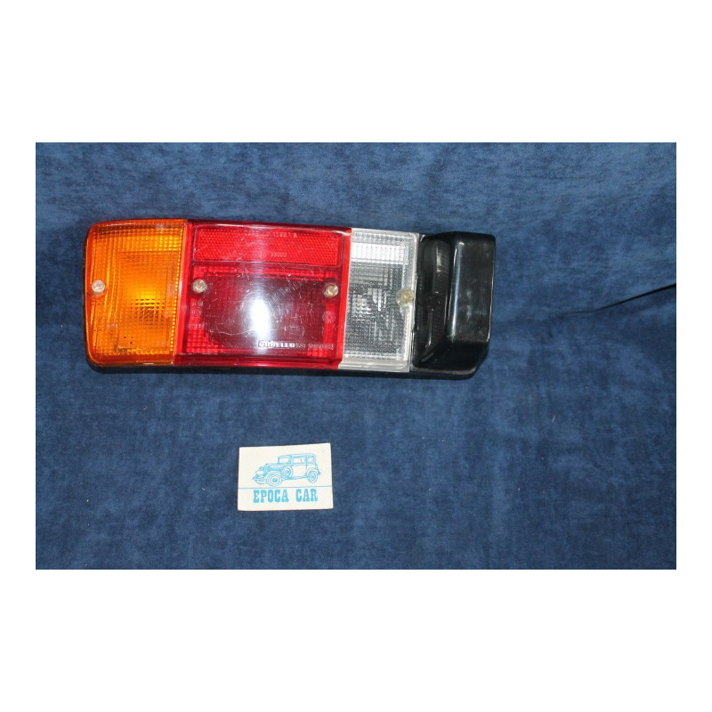 127 L-C-CL  REAR LEFT LIGHT   MIXED LENSES