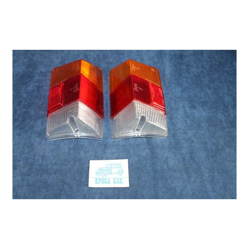 126 BLACK-SILVER  COPPIA PLASTICHE PER FANALINI POST.   ALTISSIMO