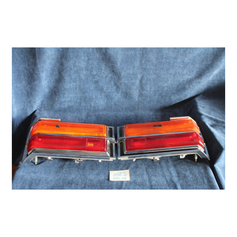 130 SEDAN  PAIR REAR LIGHTS IN GOOD CONDITION   STARS