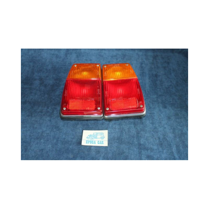 128 COUPE' SL  PAIR REAR LIGHTS (PLASTIC SCREW)   STARS