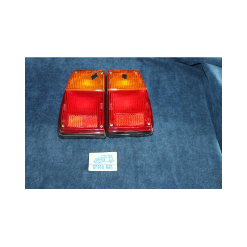 128 COUPE' S  PAIR REAR LIGHTS (PLASTIC SCREW) BLACK EDGE   STARS