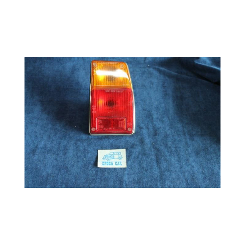 128 COUPE' SL  REAR RIGHT LIGHT (PLASTIC SCREW) CHROME EDGE   ALTISSIMO