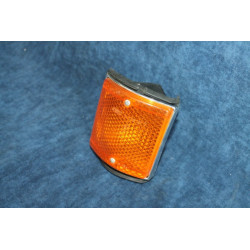 128 FANALINO ANT. DX ARANCIONE IN PLASTICA   ARIC