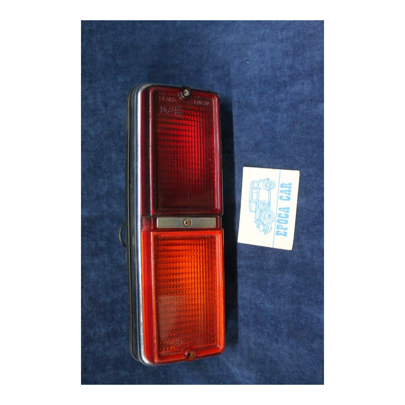 128 SEDAN 1°S  REAR LEFT LIGHT   STARS