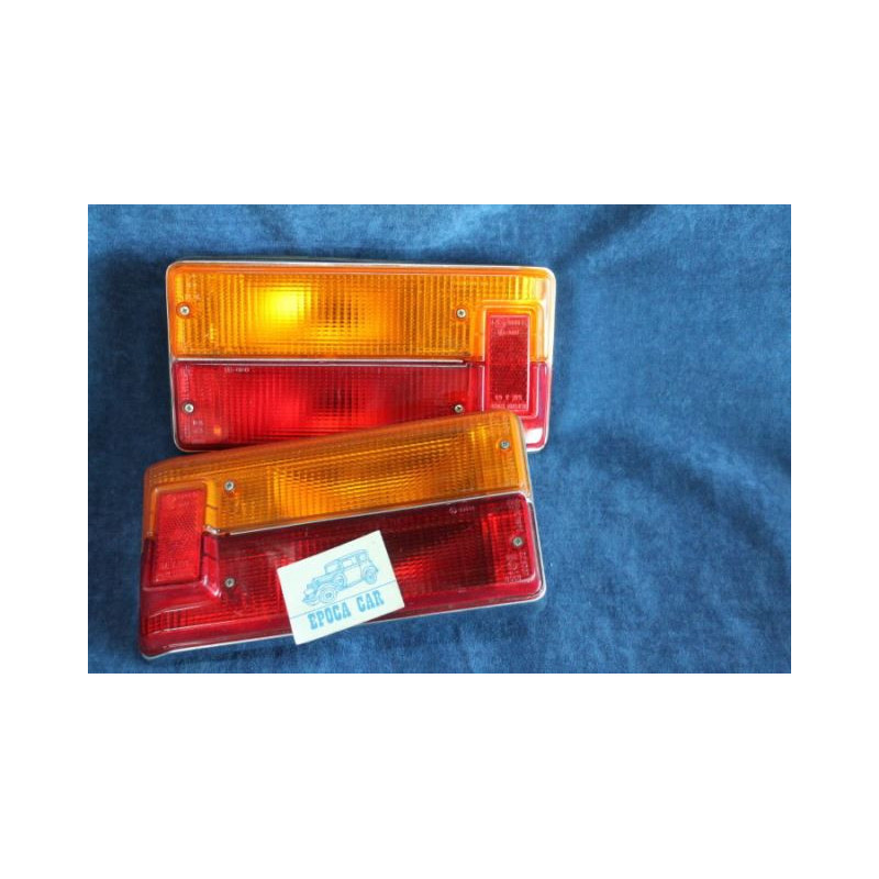 125 SPECIAL 2°S '71  COPPIA FANALINI POST.   ALTISSIMO