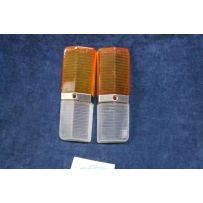 125 1°S  COPPIA PLASTICHE BICOLORI PER FANALINI ANT.   LEART