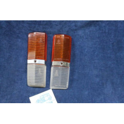 125 1°S  COPPIA PLASTICHE BICOLORI PER FANALINI ANT.   ALTISSIMO