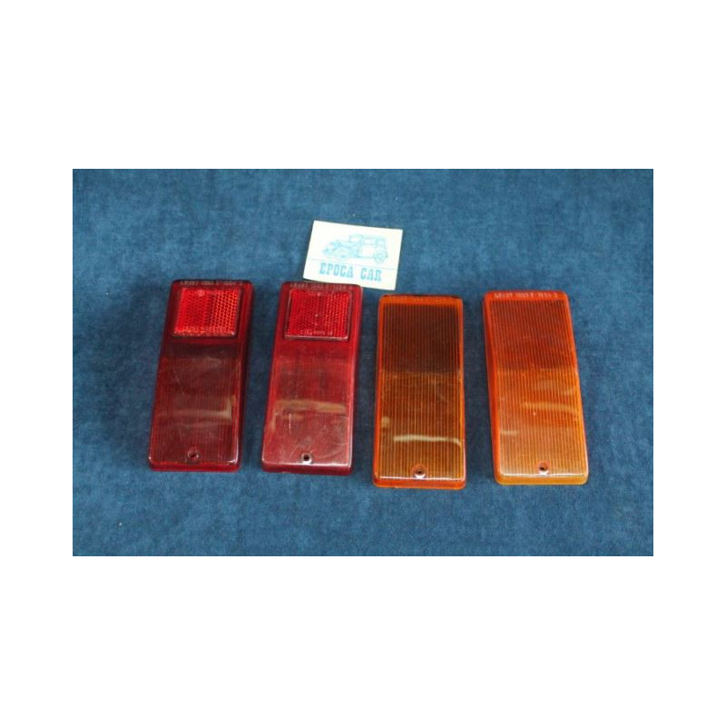 125 1°S  SET (4 PZ) PLASTICHE POST.   LEART