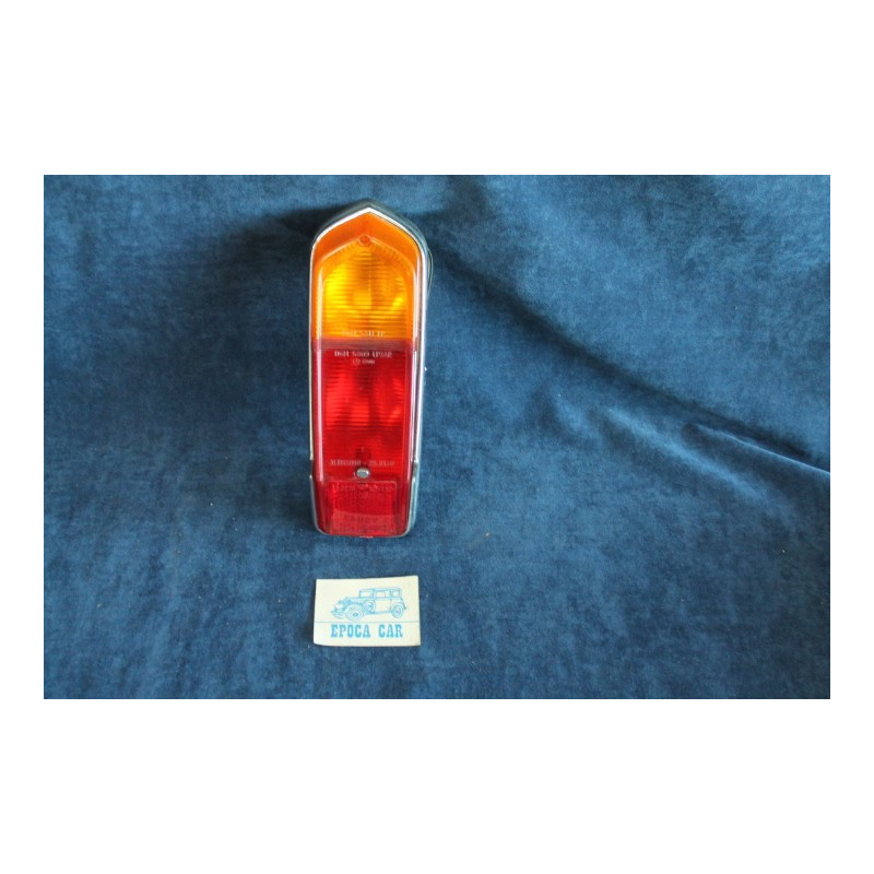 124  FAMILIARE  FANALINO POSTERIORE   ALTISSIMO