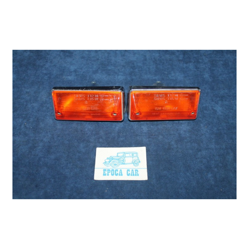 124 SEDAN 1°S  PAIR ORANGE FRONT LIGHTS   STARS