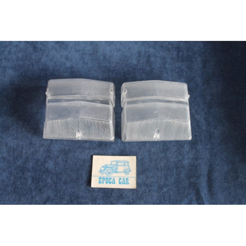 2300  COPPIA PLASTICHE PER FANALINI ANT.   ALTISSIMO