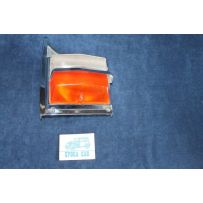 2300  FANALINO ANT. DX BICOLORE (MERCATO ESTERO)   ALTISSIMO