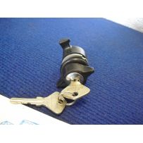 PULSANTE CASSETTO PORTAOGGETTI PER GIULIA BERLINA