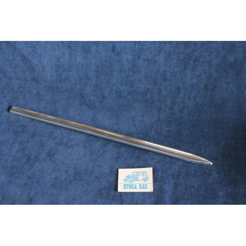PROFILO PARAFANGO ANTERIORE ELEMENTO ANTERIORE DESTRO/SINISTRO. PER FIAT 1500L/1800/2100 