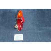 1100 (1958)  1100 D    FANALINO POST. LEART