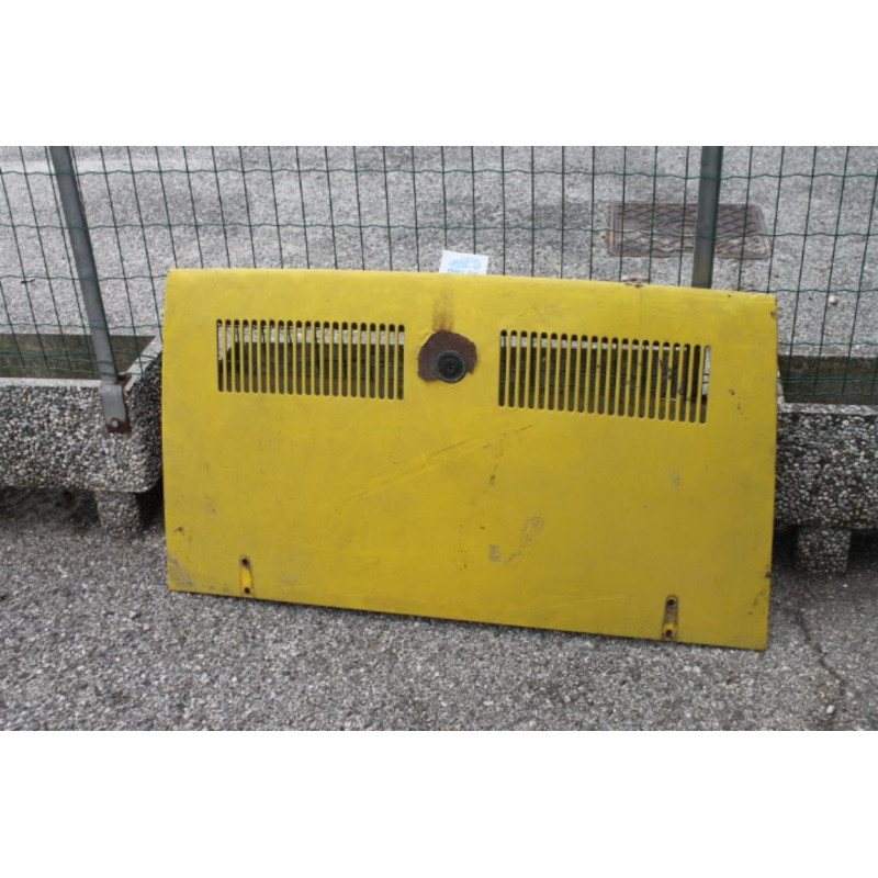 COFANO POSTERIORE FIAT 850 SPIDER USATO COME DA FOTO