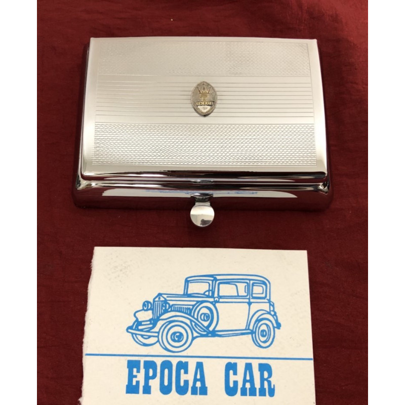 POSACENERE SU TUNNEL MASERATI 