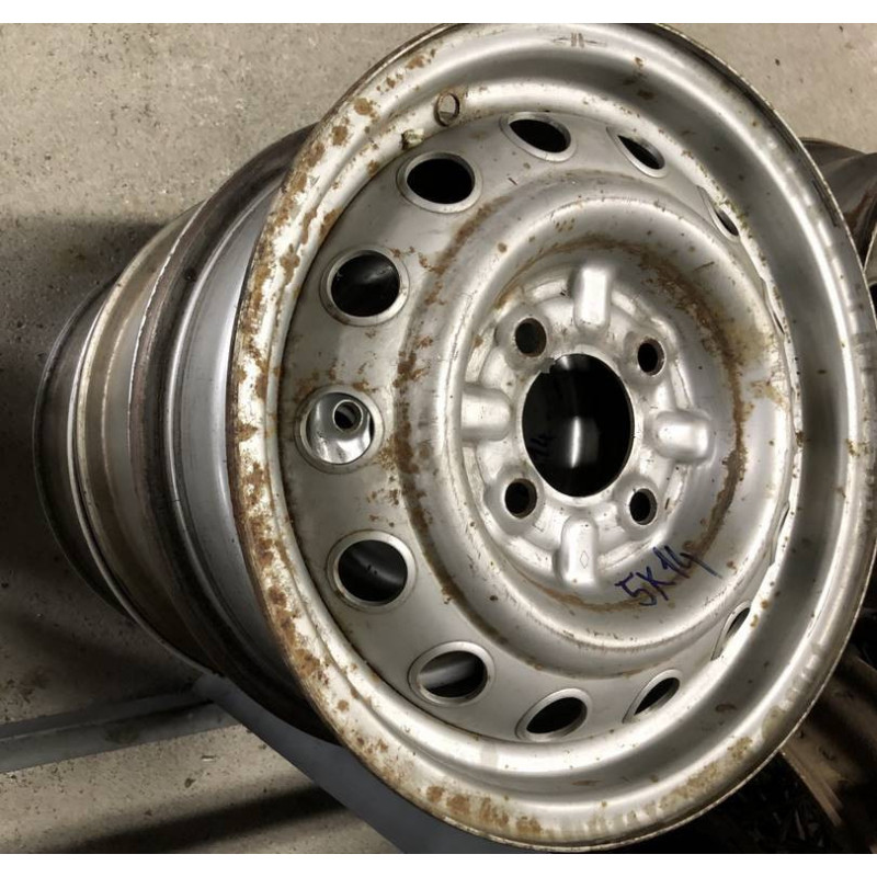 CERCHIO RUOTA USATO SENZA BUGNE DA  14 