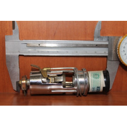 LIGHTER FERRARI-ALFA ROMEO ...NOS