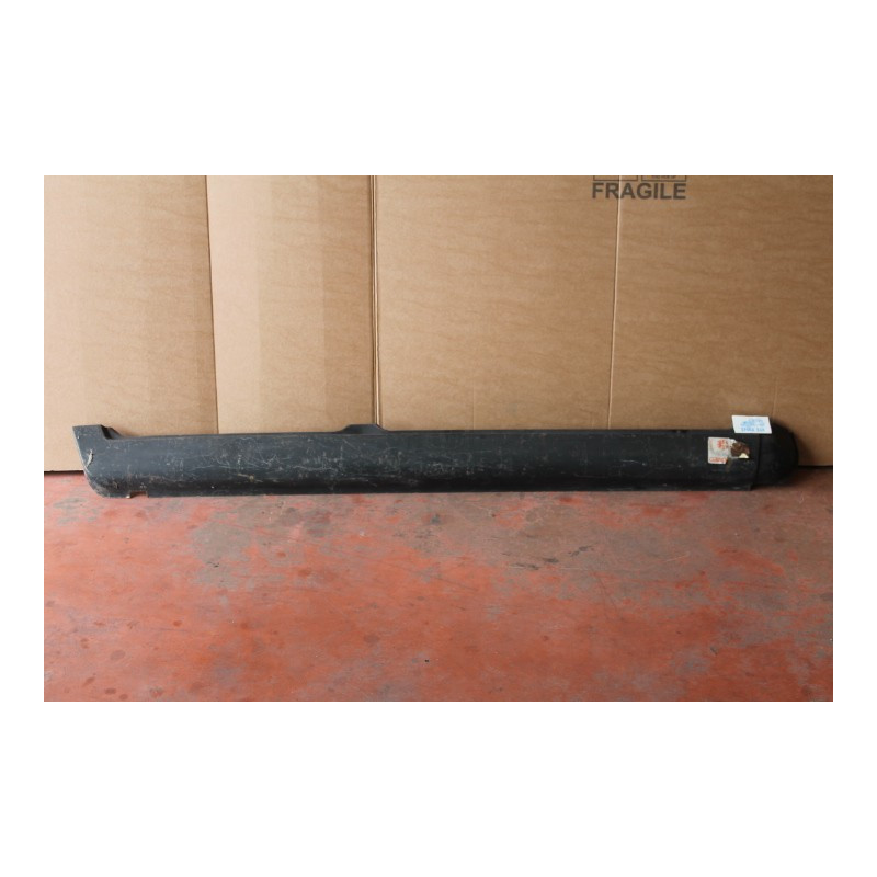 UNDER DOOR  NOS RH GENUINE FOR GIULIA ......248.00