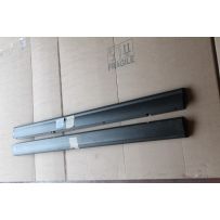 COPPIA PROFILI SOTTOPORTA PLASTICA COD 0060525168 + 0060525169