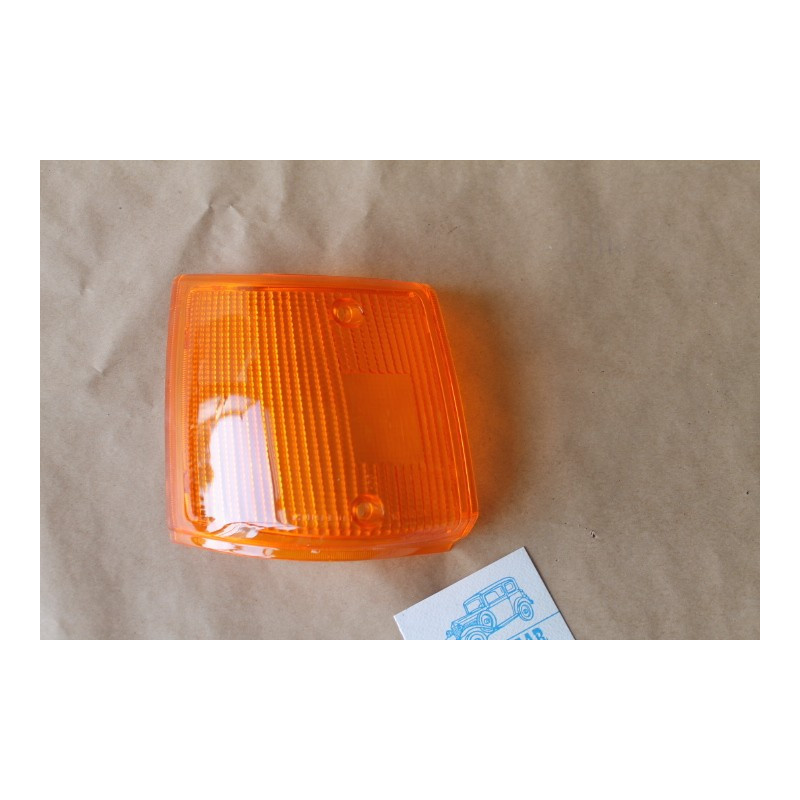 PLASTICA ANTERIORE DESTRA CARELLO