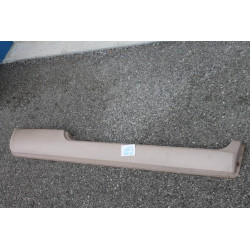 127 UNDER DOOR SILL RH