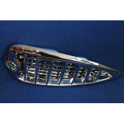 ALFA 1900 FRONT CENTRE HEARTH COMPLETE OF GRILL AND EMBLEM 