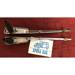 GIULIA 1 s COPPIA FRECCE LATERALI (1 RICOSTRUITA CON PLASTICA ORIGINALE  + 1 ORIGINALE)